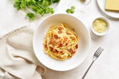 'Carbonara sauce' at EU parliament market causes stir with Italy