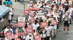 Dynastic families overwhelm gov’t
