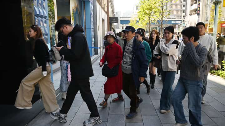 Japan businesses brush off worries over China tourists