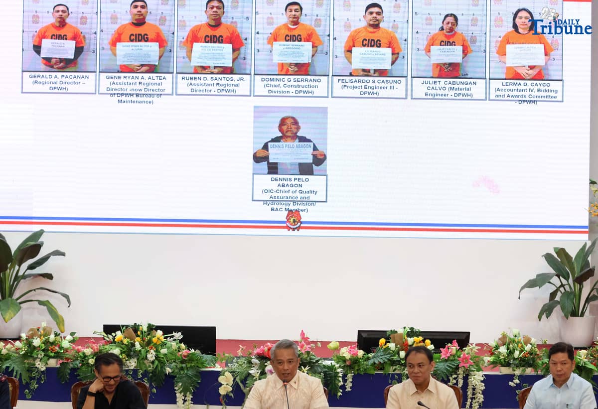 (November 24 2025) SILG Jovic Remulla along with PNP Chief Melencio Nartatez, DPWH Secretary Vince Dizon, DOJ Secretary Fredderick Vida, and NBI OIC Angelito Magno, shows a photo of the suspect involved in a flood control project during the press-conference held at Camp Crame in Quezon City on Monday November 24 2025, they also urged any other suspects to voluntarily surrender, warning that a manhunt could be initiated with uncertain outcomes for those who evade capture. Photo/Analy Labor