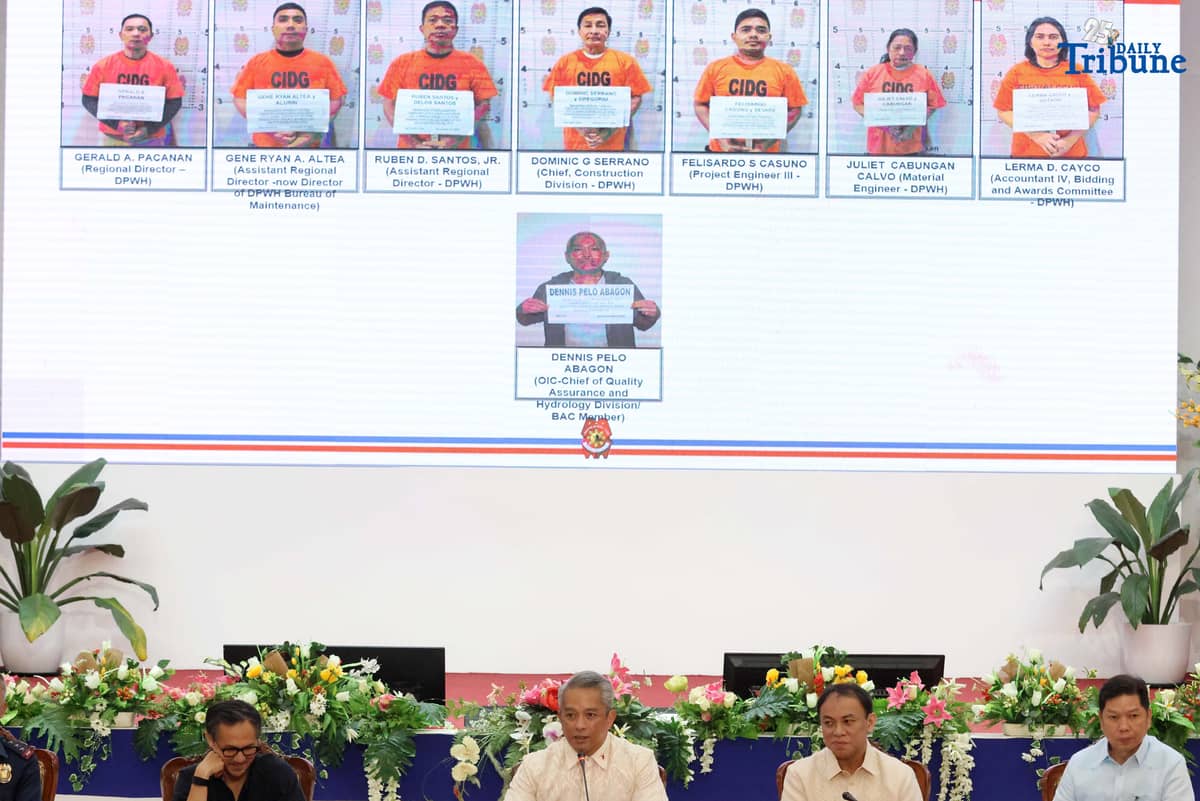 (November 24 2025) SILG Jovic Remulla along with PNP Chief Melencio Nartatez, DPWH Secretary Vince Dizon, DOJ Secretary Fredderick Vida, and NBI OIC Angelito Magno, shows a photo of the suspect involved in a flood control project during the press-conference held at Camp Crame in Quezon City on Monday November 24 2025, they also urged any other suspects to voluntarily surrender, warning that a manhunt could be initiated with uncertain outcomes for those who evade capture. Photo/Analy Labor