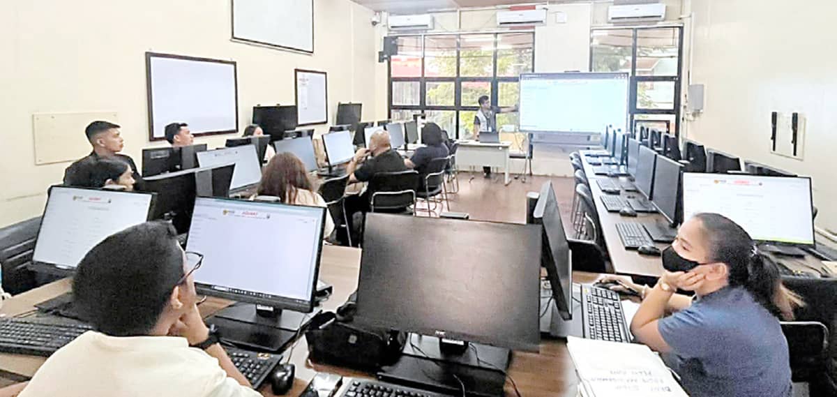 Barangay officials from Iloilo City undergo digital training to familiarize themselves with the SWM IS, equipping them with tools to track, report, and improve waste management practices in their communities.