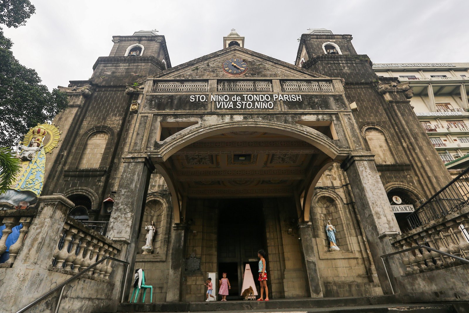 Scenes at the Archdiocesan Shrine and Parish of Santo Niño de Tondo in Manila on Friday afternoon, 25 November 2025. 

Pope Leo XIV has elevated the shrine to the rank of Minor Basilica through a decree dated November 9, 2025, the Feast of the Dedication of the Lateran Basilica in Rome.