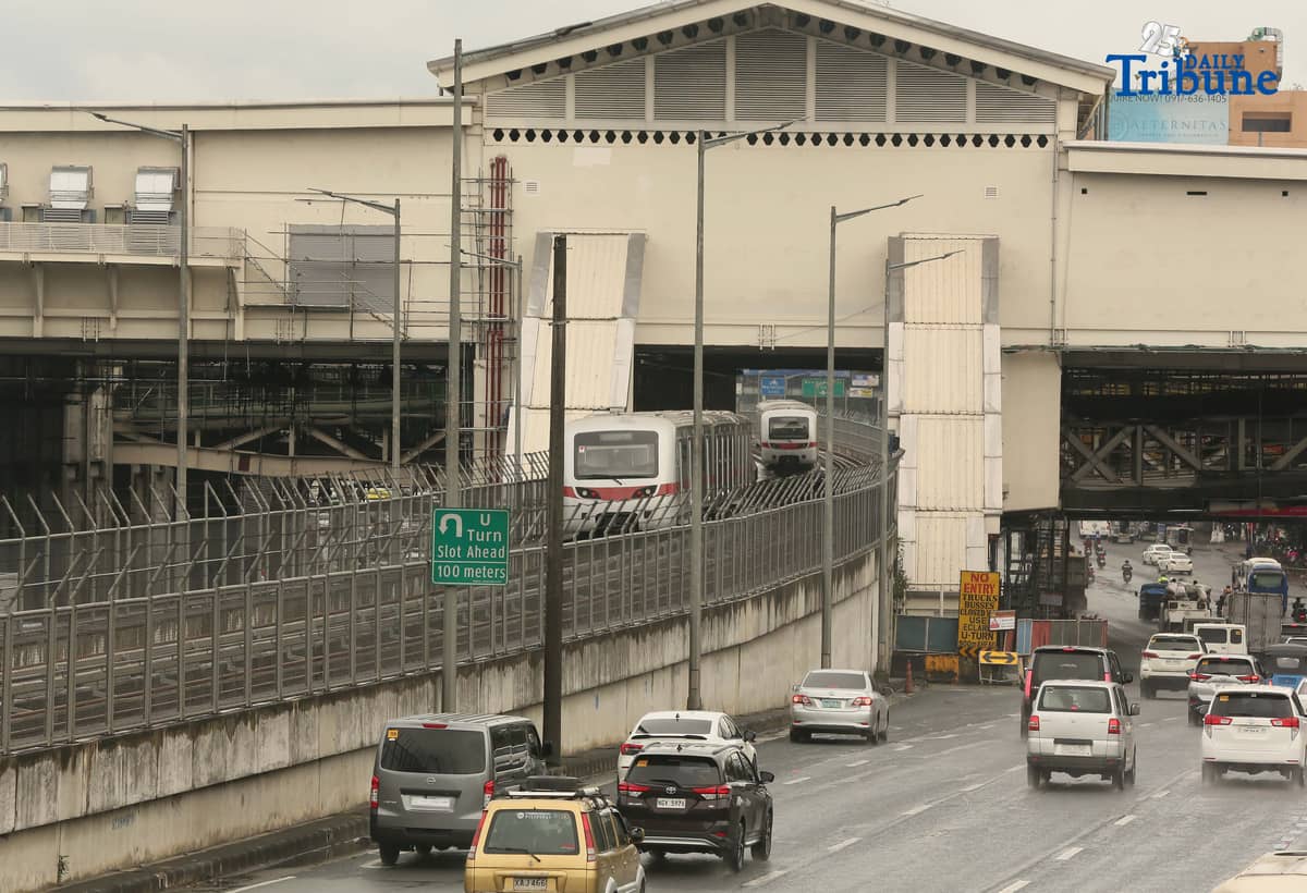 (November 25 2025) The Metro Rail Transit (MRT7) trains are seen at the train track at Don Antonio station along Commonwealth Avenue in Quezon City on Tuesday November 25 2025. The MRT‑7 project is approximately 83% complete and is on track for fully operational in early 2027. Photo/Analy Labor
