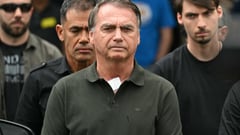Bolsonaro begins jail term