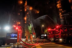 Hong Kong fire death toll rises to 13: government