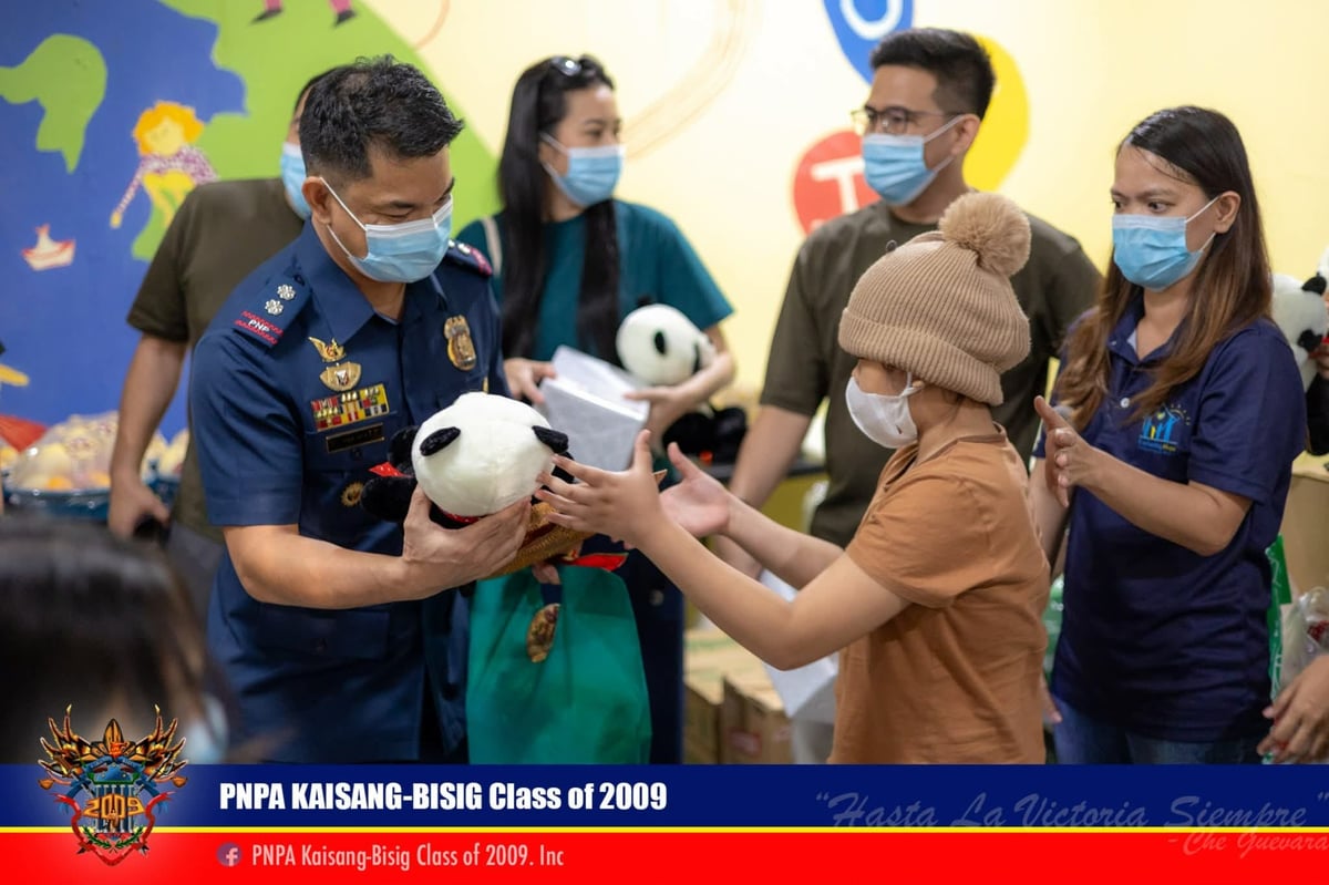 PNP class of 2009 holds outreach for children with cancer
