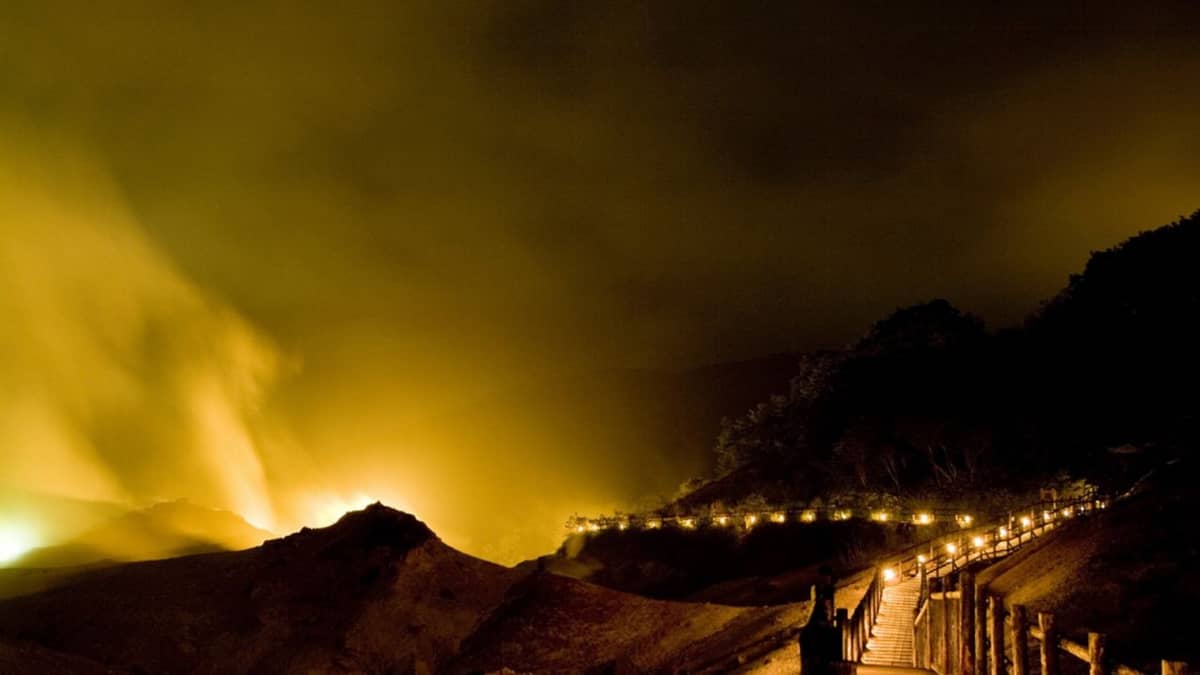Noboribetsu Jigokudani (Hell Valley), Path of Demon Fire” (Onibi no Michi), a candle-lit path