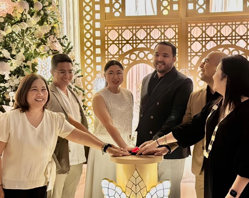 Handcrafted capiz décor evokes festive warmth