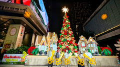 BGC IS LIT UP IN RED AND GOLD FOR A HIGH STREET HOLIDAY