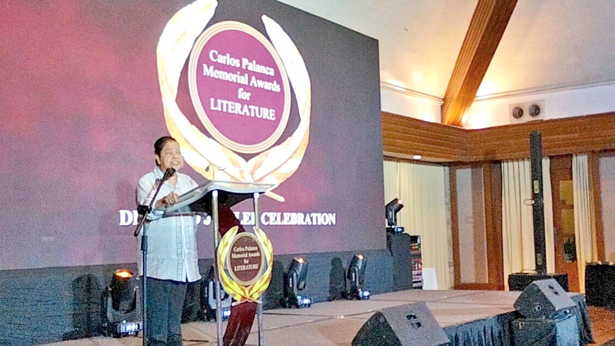 Gawad Dangal ng Lahi and Palanca Hall-of-Famer, Dr. Ruth Elynia D. Mabanglo, gave the keynote address for the Diamond Jubilee.
