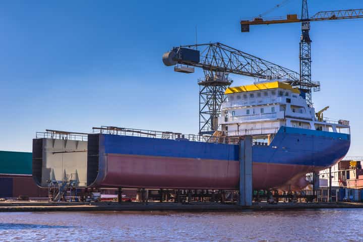OECD urges greener, digitized shipbuilding