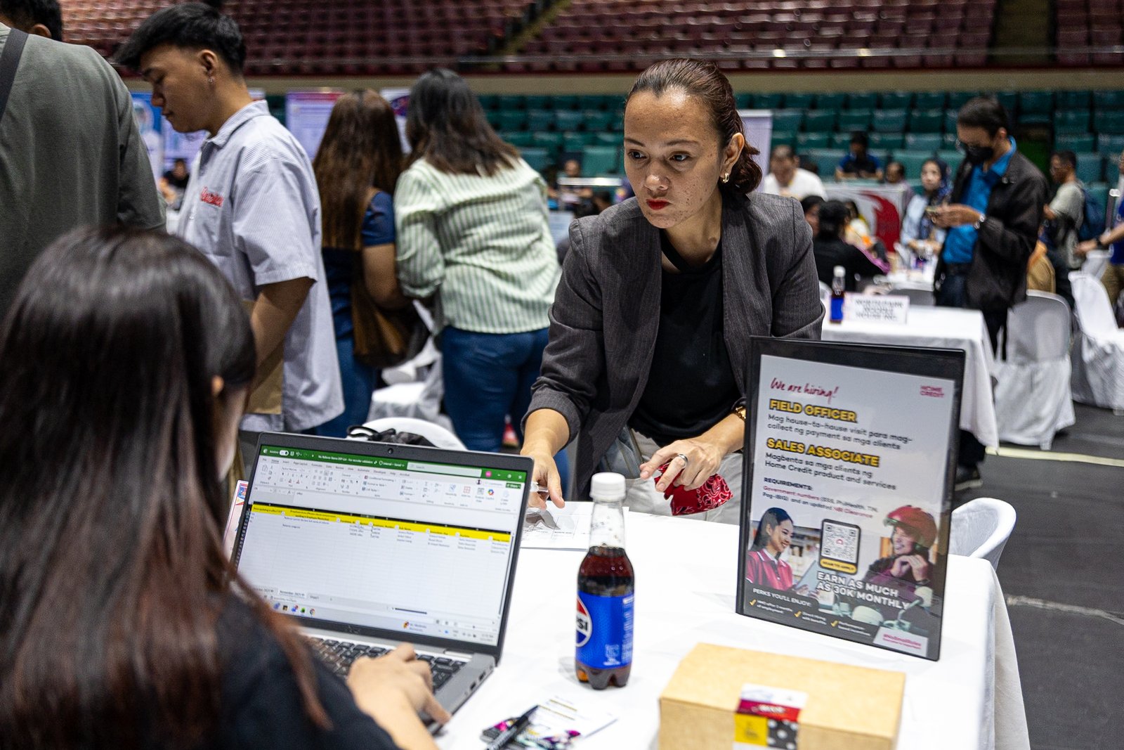 Jobseekers line up to apply for positions during the “Mega Job Fair: Trabaho Para sa Pasayeño” at the Cuneta Astrodome in Pasay City on Monday, 1 December 2025, held in celebration of the city’s 162nd founding anniversary.

Organized by the Pasay City government in partnership with the Department of Labor and Employment, the fair offers opportunities with 46 local employers, as well as applications for four overseas job openings and several government positions.