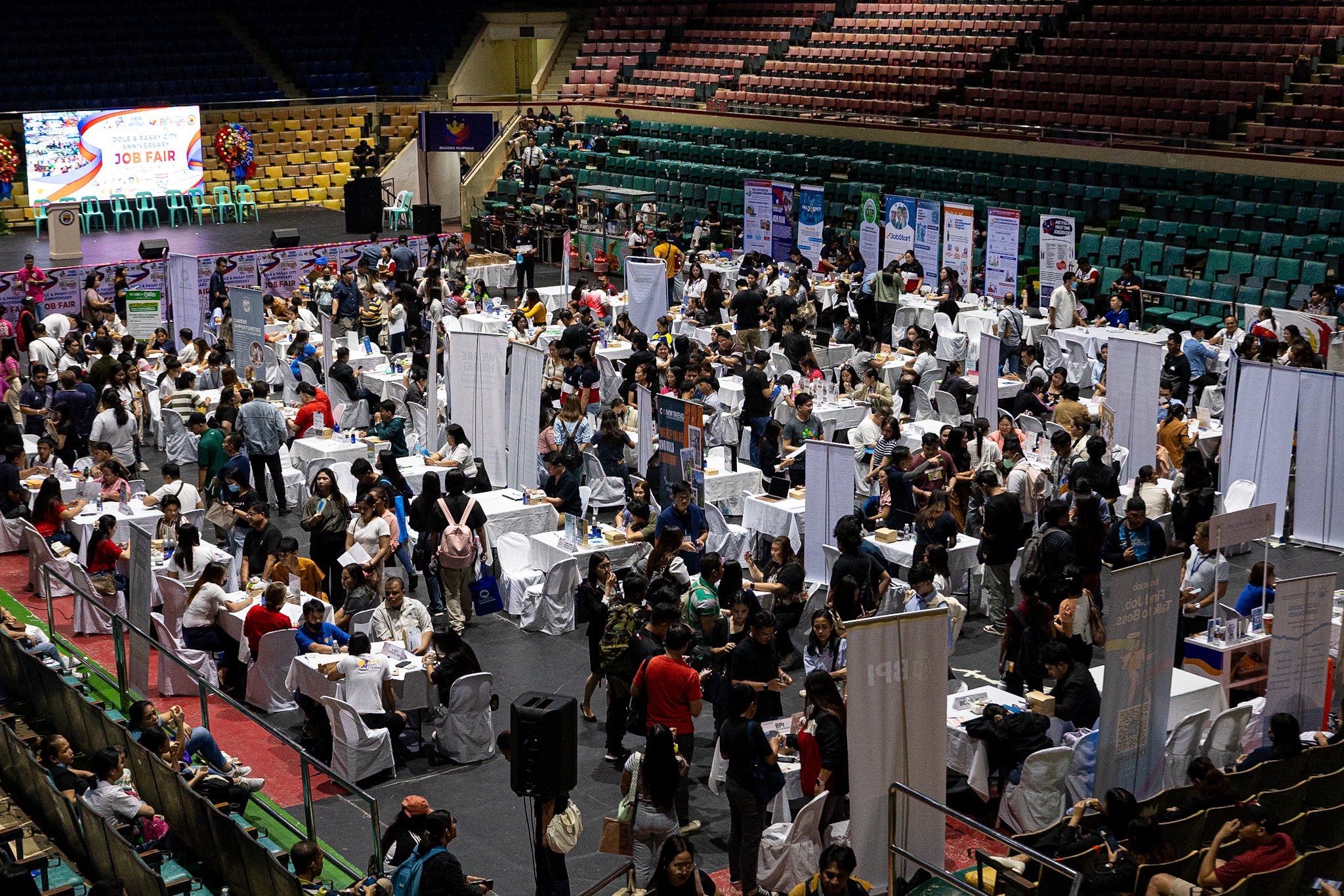 Heads up, jobseekers! DOLE to offer thousands of jobs, aid programs
