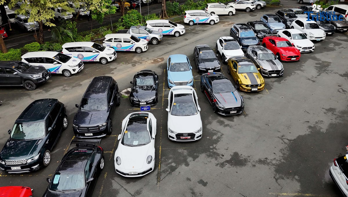 (December 01 2025) The Land Transportation Office Chief Assistant Secretary Marcus Lacanilao present to the media the more than 20  luxury cars impounded at LTO office in Quezon City on Monday December 1 2025, following the agency's operation in National Capital Region over the weekend.  LTO Chief Marcus Lacanilao highlighted that the majority of the violations involved unregistered cars and drivers lacking valid licenses. Photo/Analy Labor