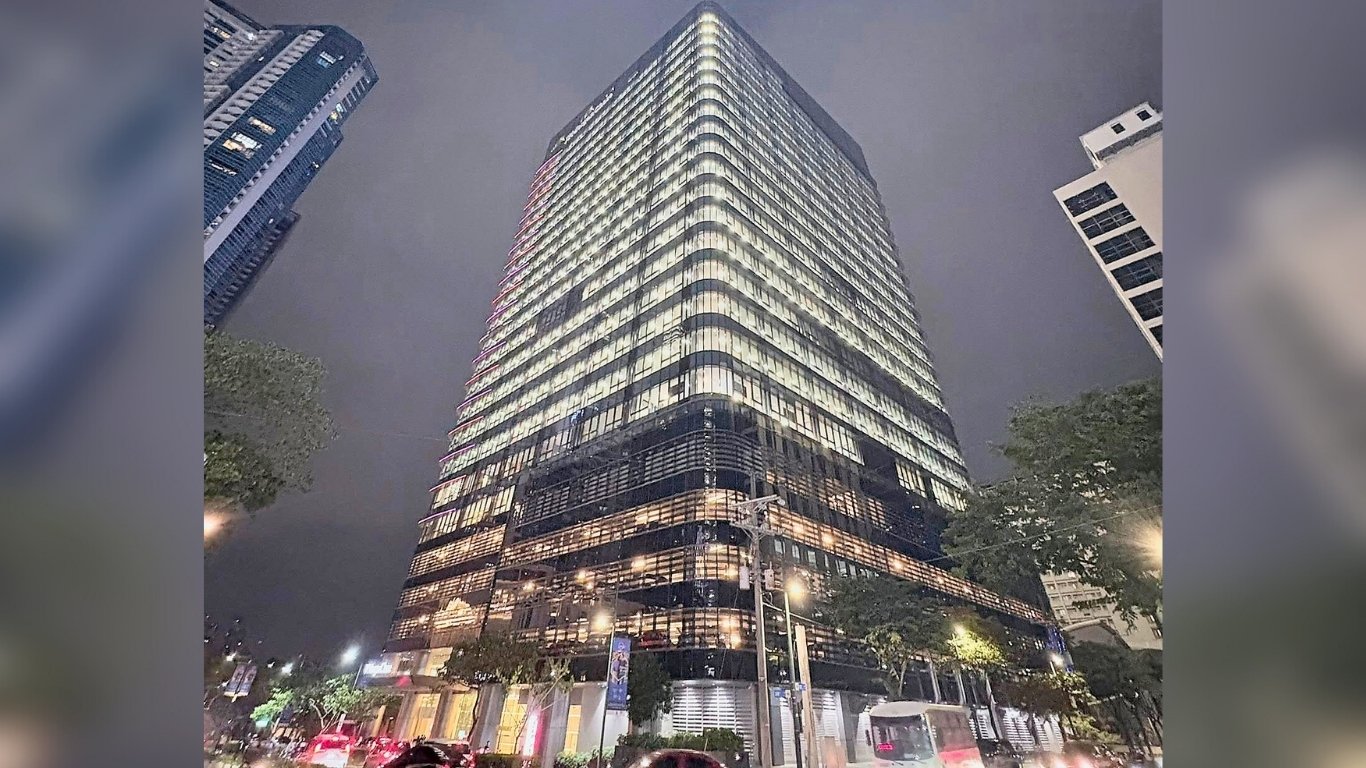J.P. Morgan shutters Aumni; 250 Filipinos affected