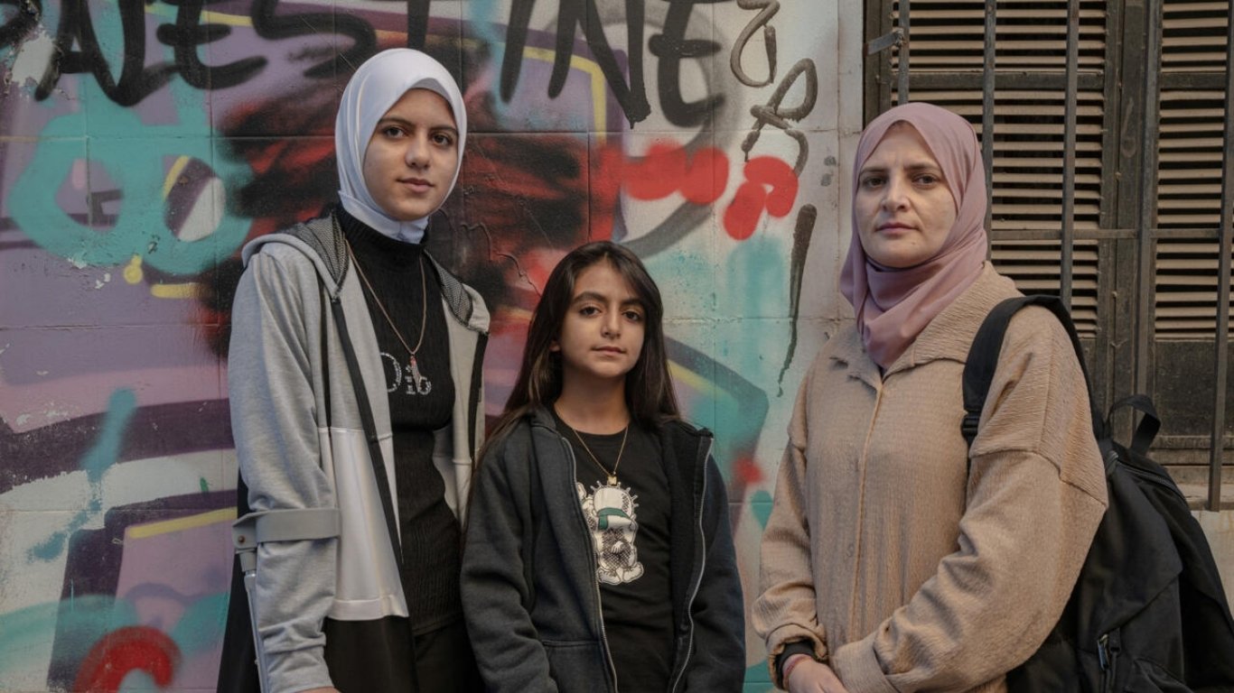Evacuated Palestinians face tough adjustment