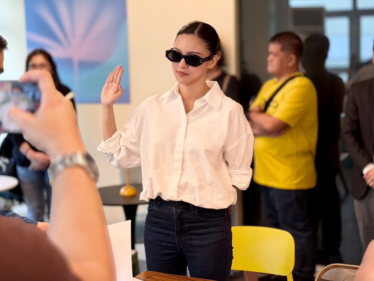 Kim Chiu files complaint against sister Lakambini