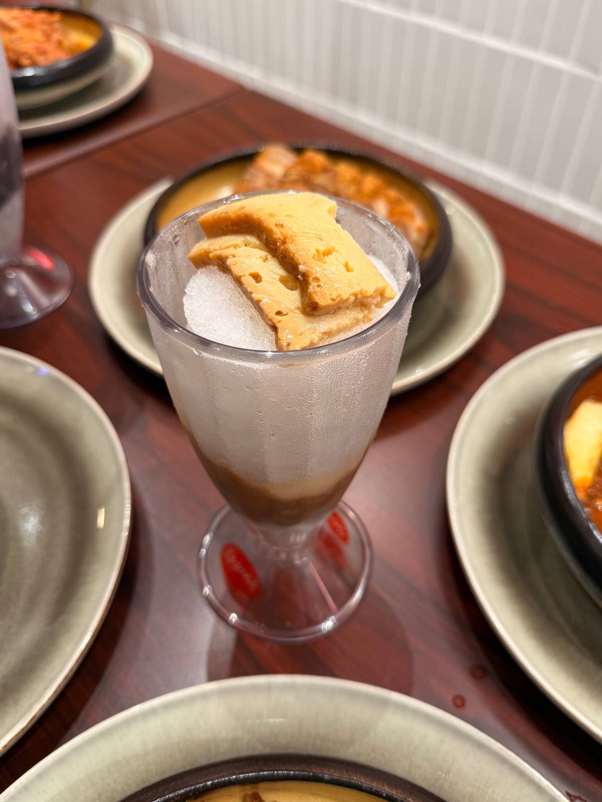 Halo-halo