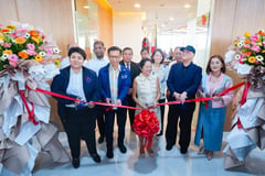 
NAIA OFW lounge pinasinayaan
