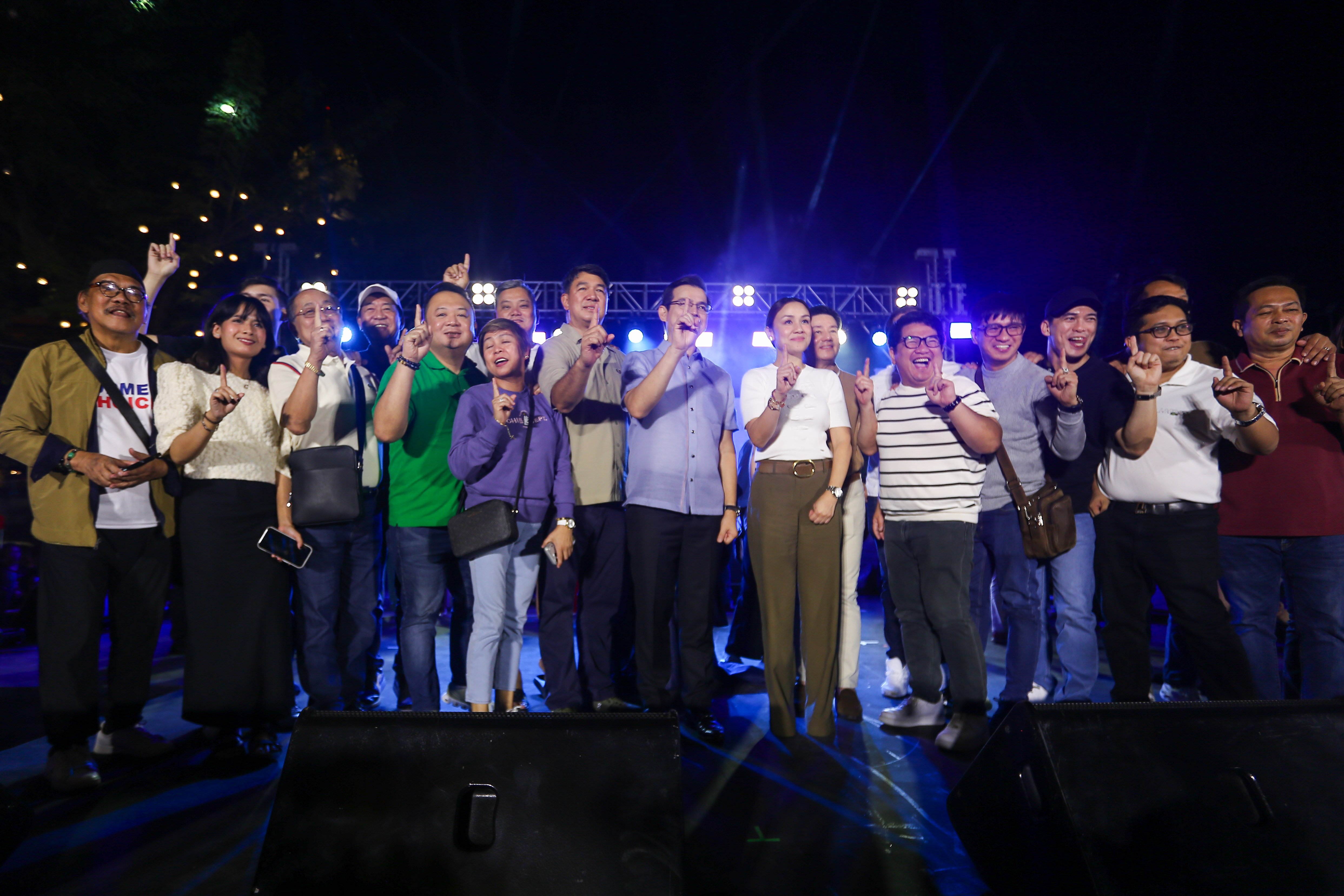 Mayor Isko Moreno leads Christmas celebration 