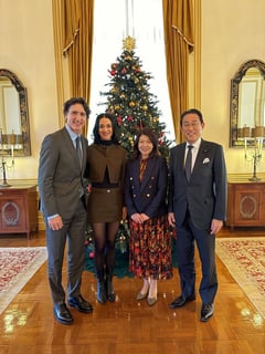 Justin Trudeau, Katy Perry visit former Japanese PM