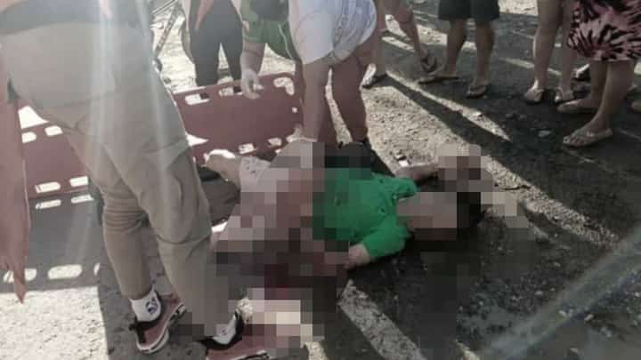 FATALLY STABBED — The body of broadcaster-councilor Gerry Campos is seen here lying on the ground after an early morning stabbing in Marihatag, Surigao del Sur, by a still-unidentified assailant. Police are still investigating the incident. Photo courtesy of Da Spotter via Gilbert Gorgonio.