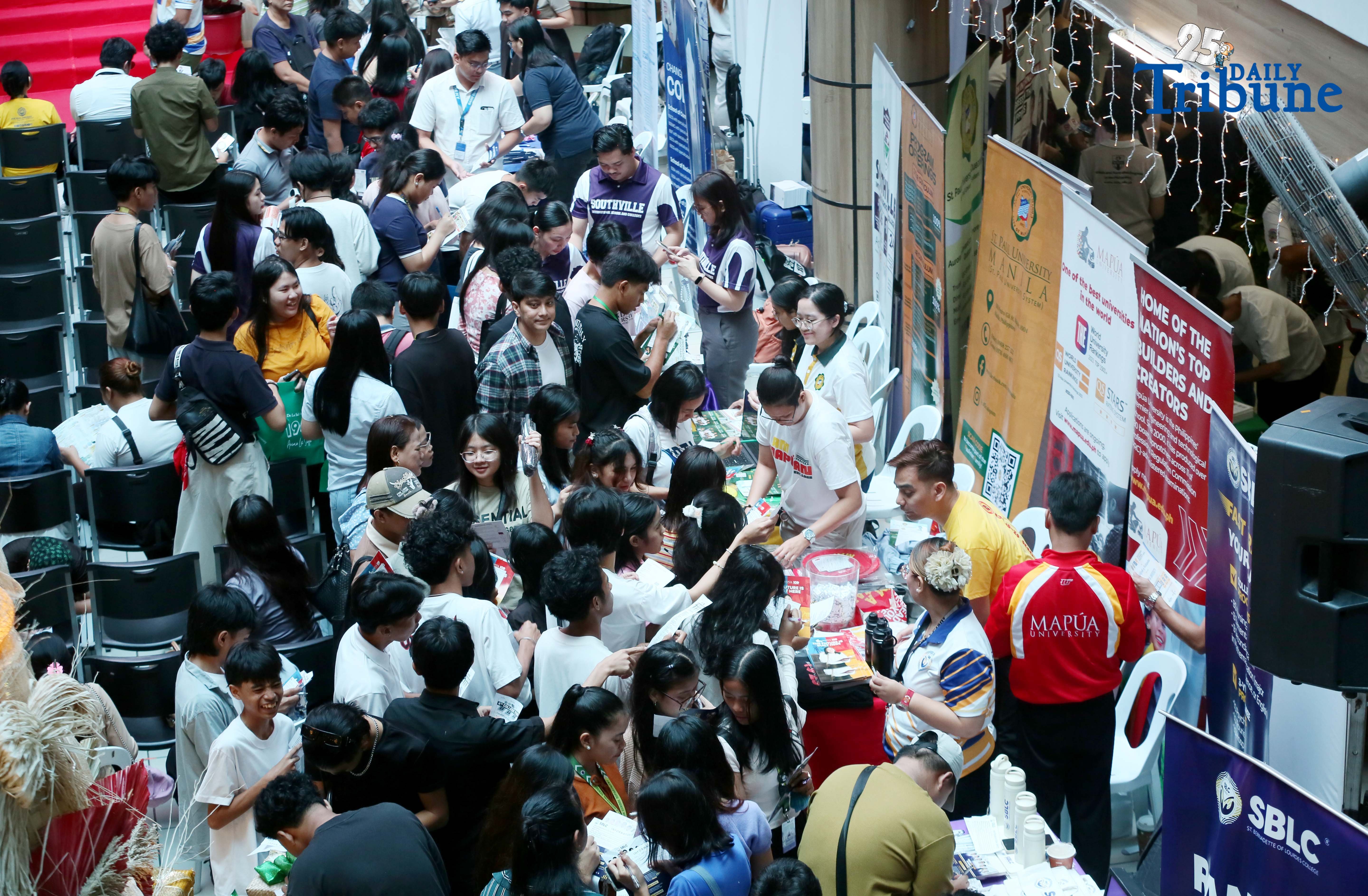College Scholarship fair 