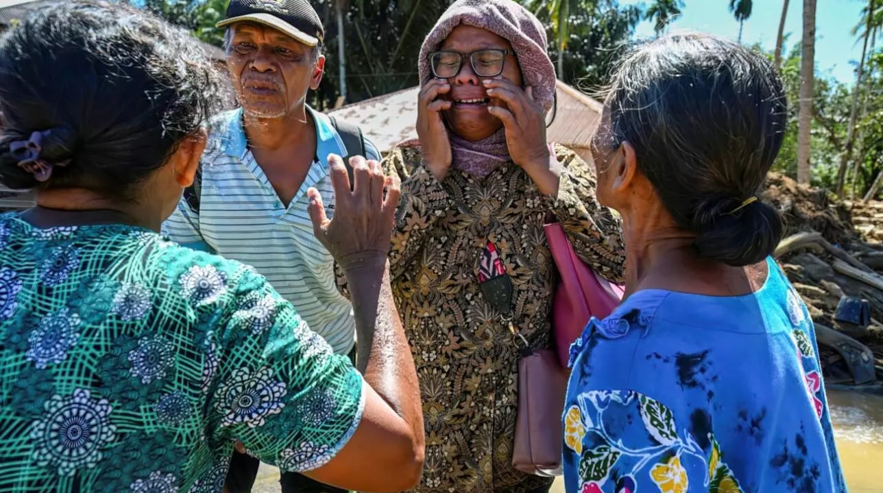Indonesians who survived deadly floods are left facing catastrophic damage and the trauma of the disaster