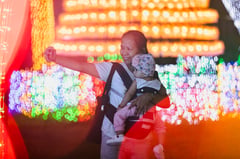 Manila decks the halls: Christmas is in the air