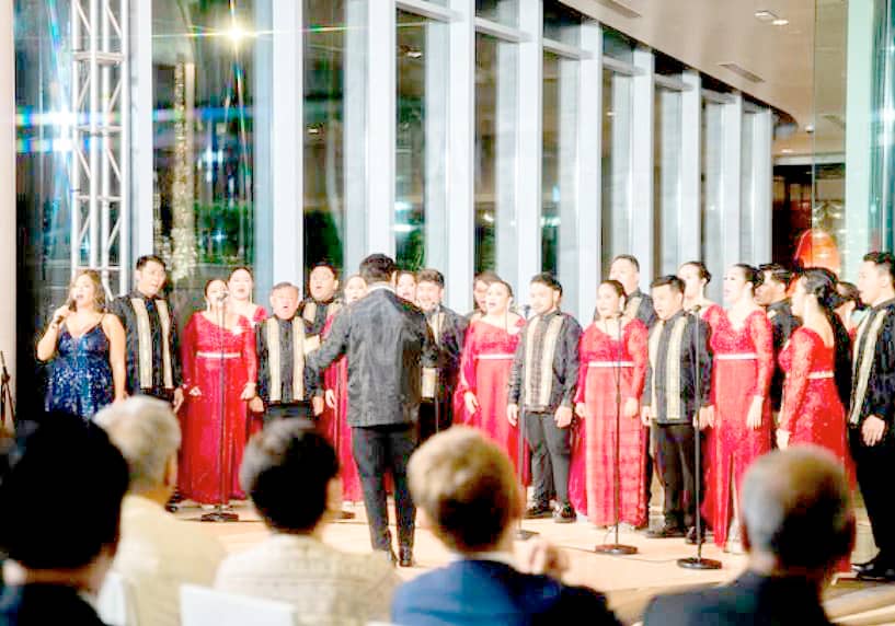 CHRISTMAS concert featuring Lara Maigue, UST Singers, and Bernie Pasamba Strings and the Music Masters.