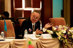 Thais mum on border conflict