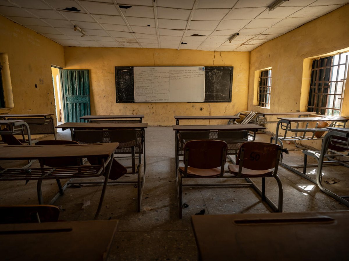 100 kidnapped Nigerian schoolchildren released