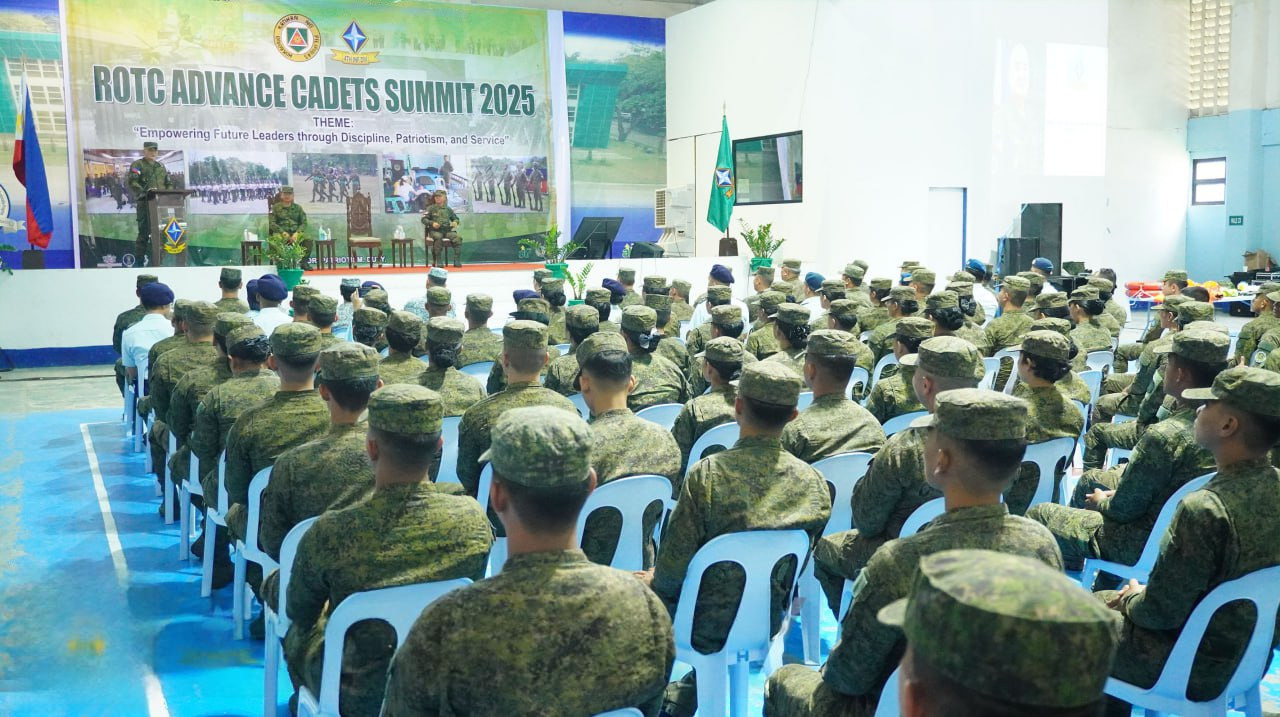 4ID troops march 12.7 km to honor Filipino heroes