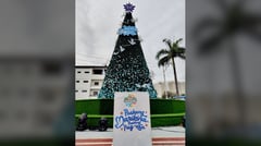 Marikina lights giant Christmas tree