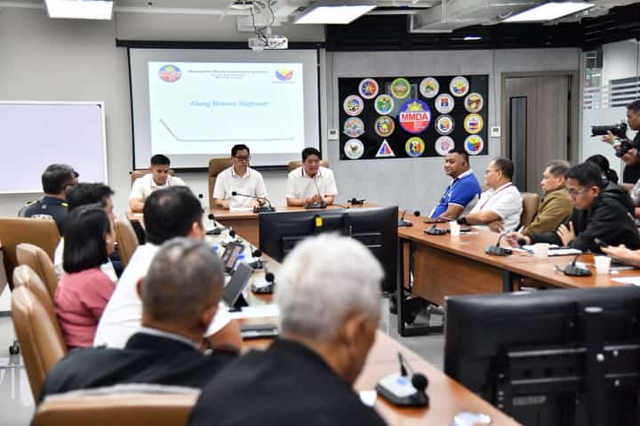MMDA, LGUs and other agencies met to mitigate traffic along Marcos Highway