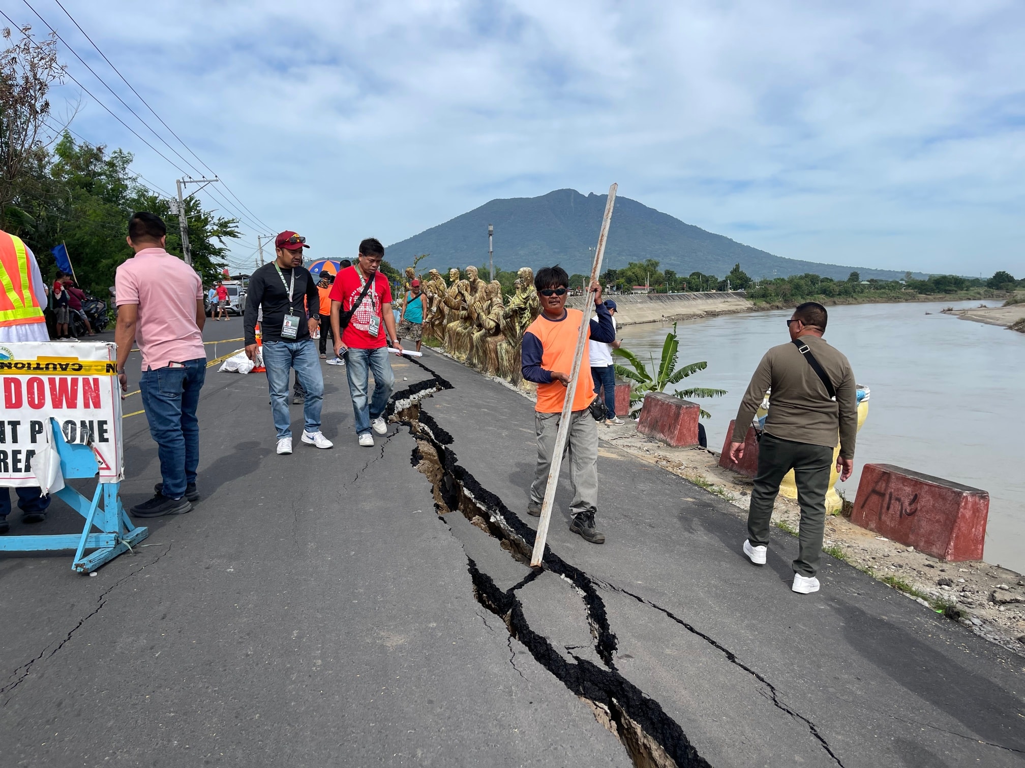 Damaged Cupang Dike threatens four Pampanga areas