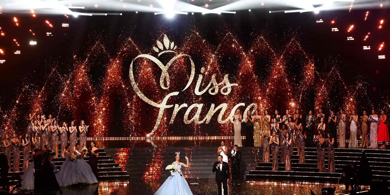 Beauty contestants expelled for insulting semifinalists