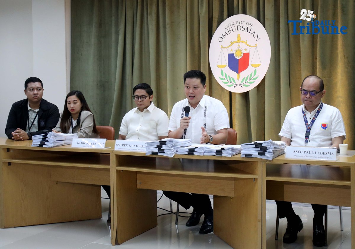 (December 11 2025) The Department of Social Welfare and Development (DSWD) Sec. Rex Gatchalian filed criminal cases before the Ombudsman with Ombudsman spox Mico Clavano, against local officials involved in the anomalies behind the cash aid under the Assistance to Individuals in Crisis Situation (AICS) in Iloilo City, on Thursday December 11 2025. the local officials were reported to have cut the cash aids granted to individuals already in crisis. Photo/Analy Labor