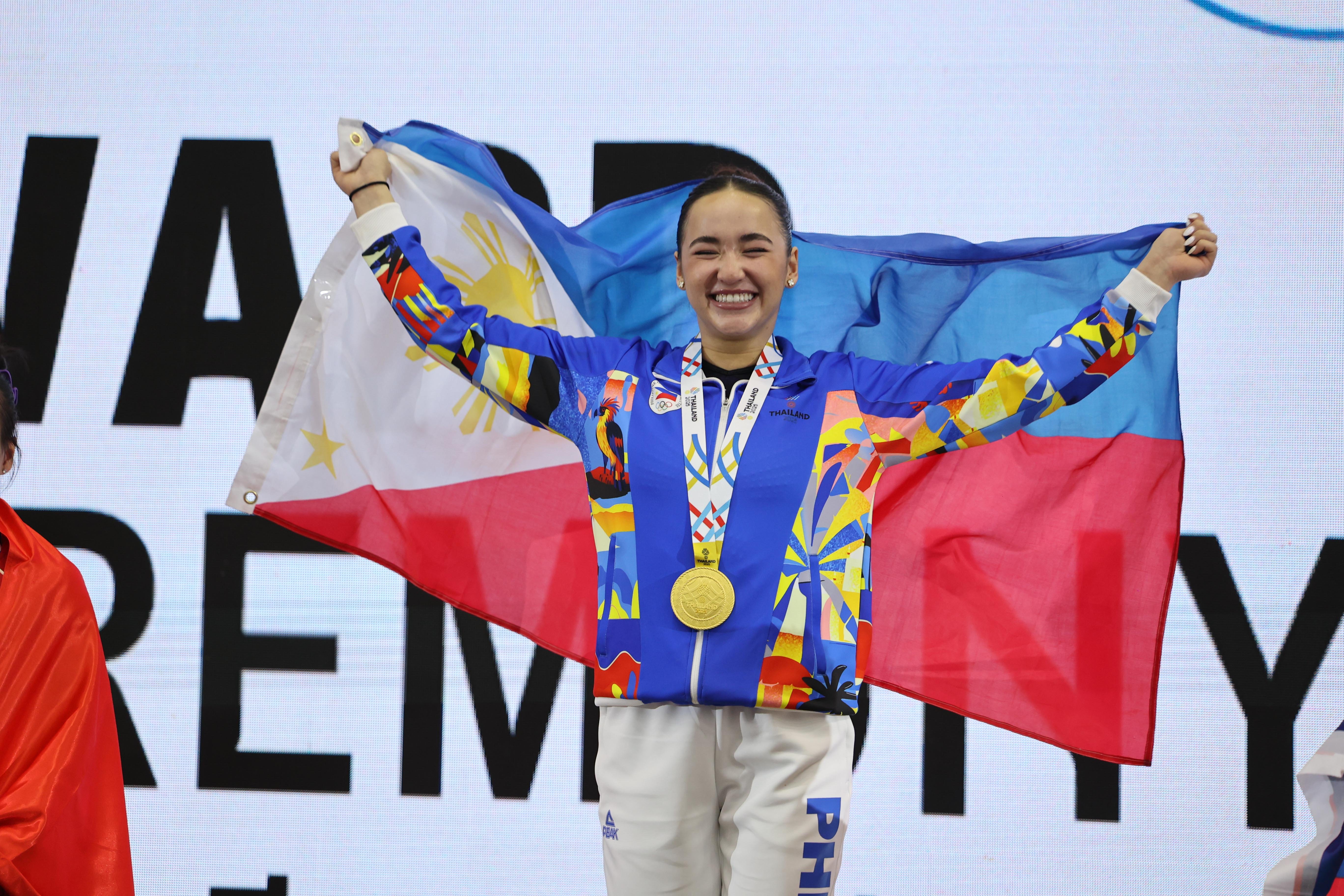 Finnegan survives scare, defends SEAG vault crown