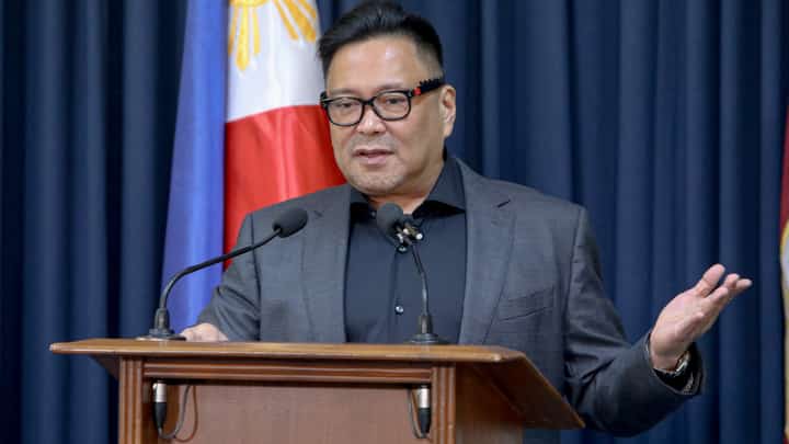 SENATOR Joseph Victor ‘JV’ Ejercito.