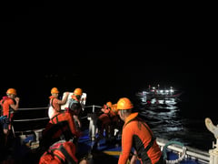 Distressed fishing vessel rescued in Subic