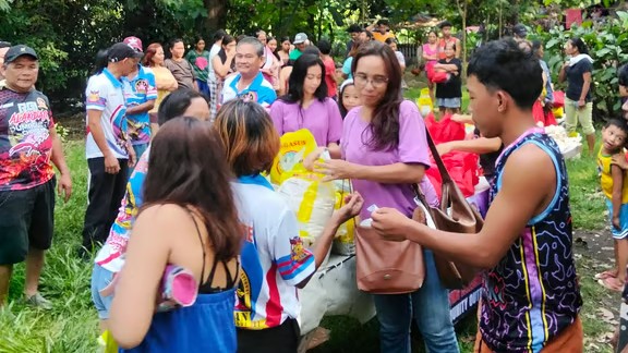 PMG conducts Thanksgiving relief outreach in Dumaguete