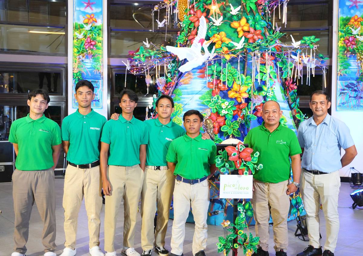 CRAFTmas Team of Pico de Loro Cove — the team behind this year’s decoratives.