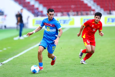Filipino booters eye historic bronze         