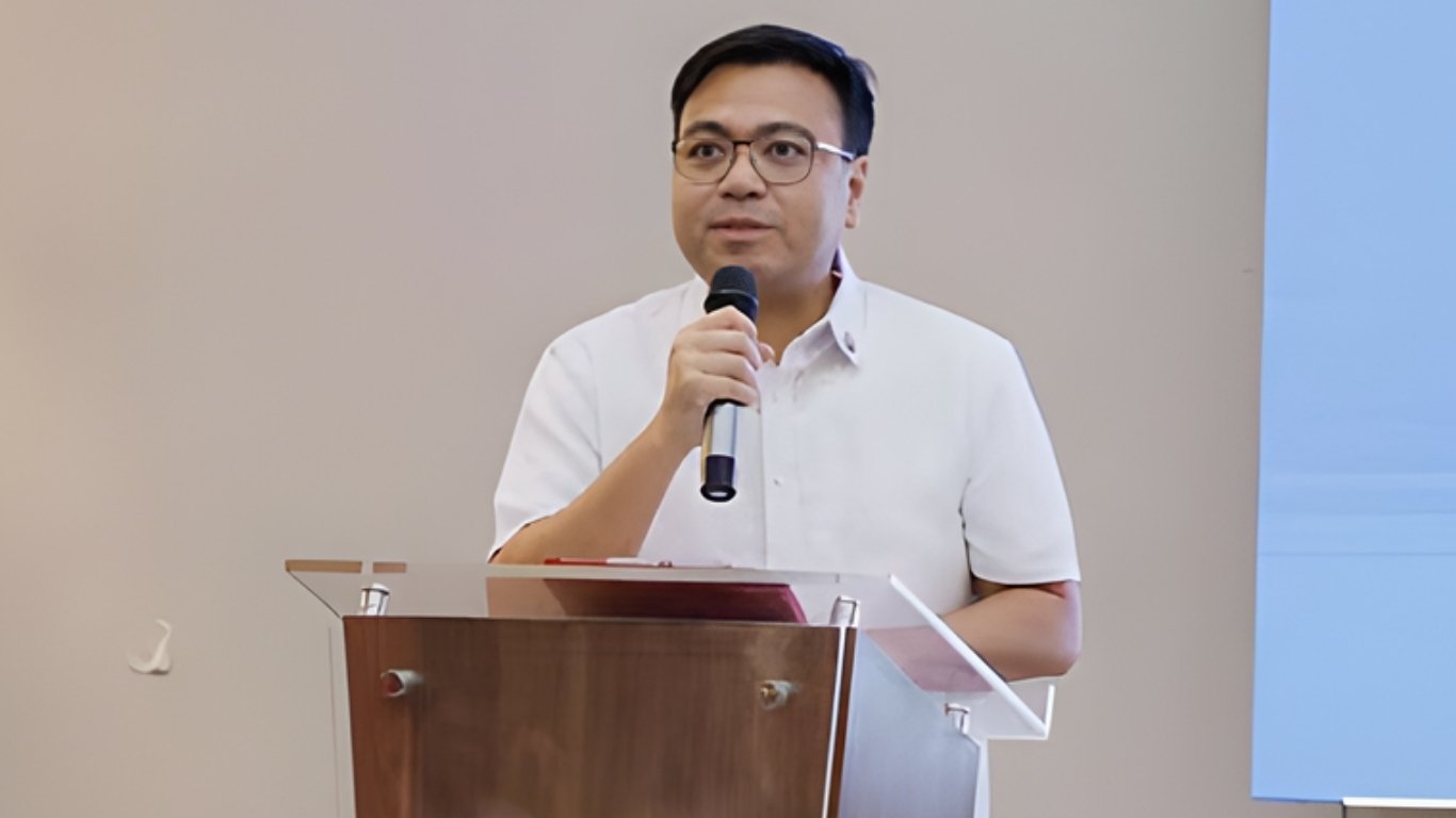 Pasig communities receive housing boost