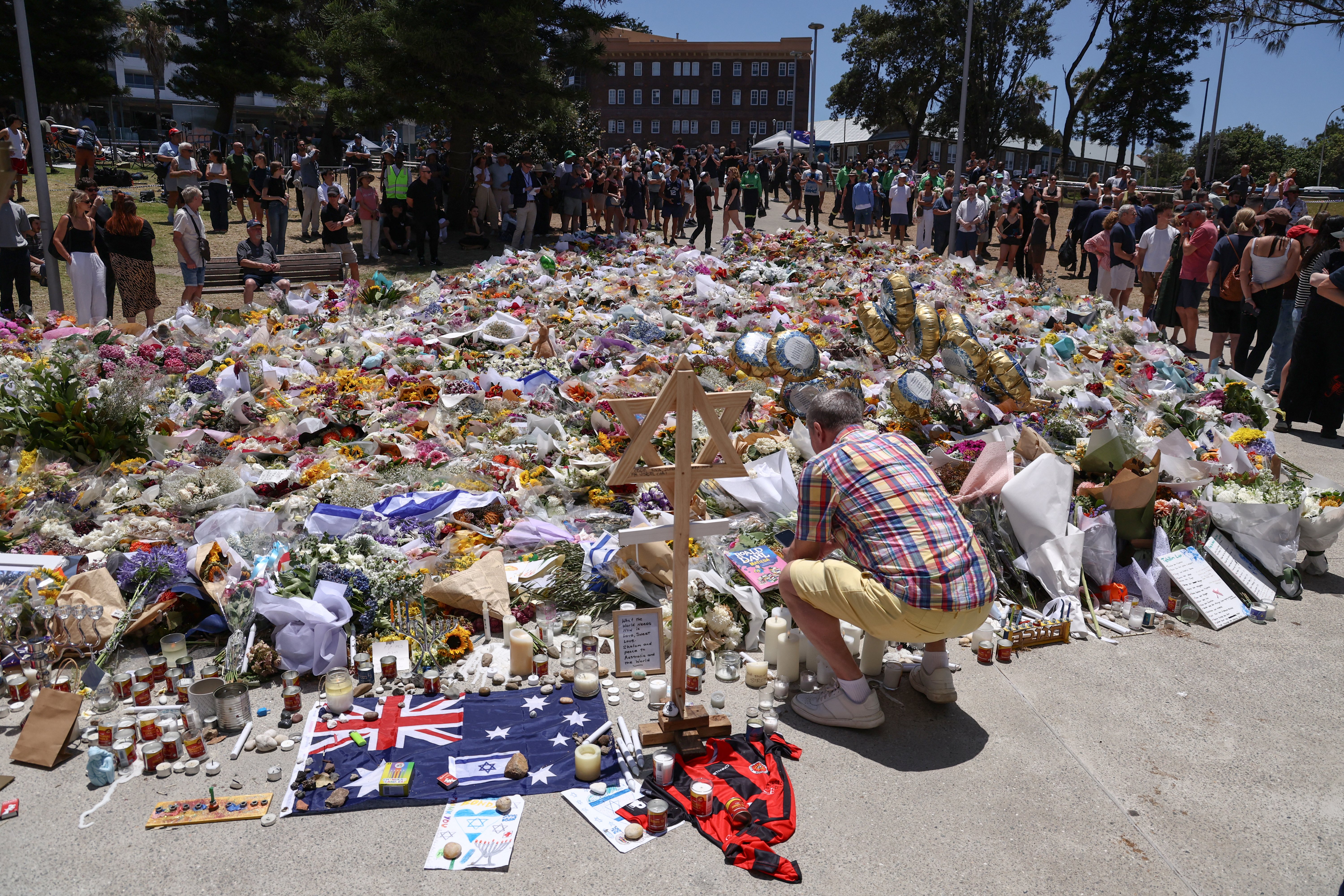 Bondi Beach gunman charged with murders, victims grieve