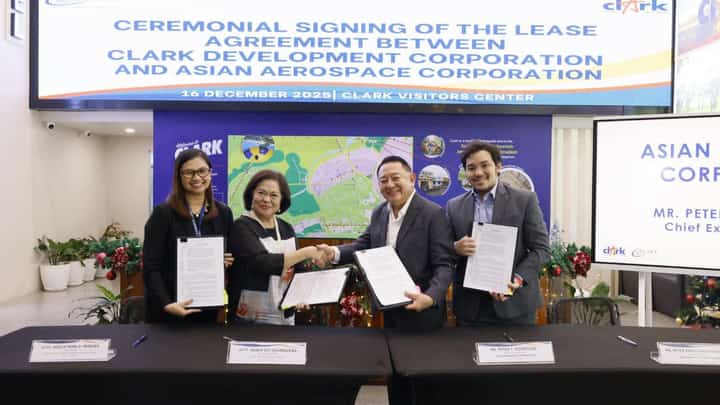CDC President and CEO Atty. Agnes VST Devanadera and AAC CEO Peter Rodriguez signed the lease agreement for the latter’s P243.2-million expansion project at the Clark Visitors Center in Clark Freeport on December 16, 2025.