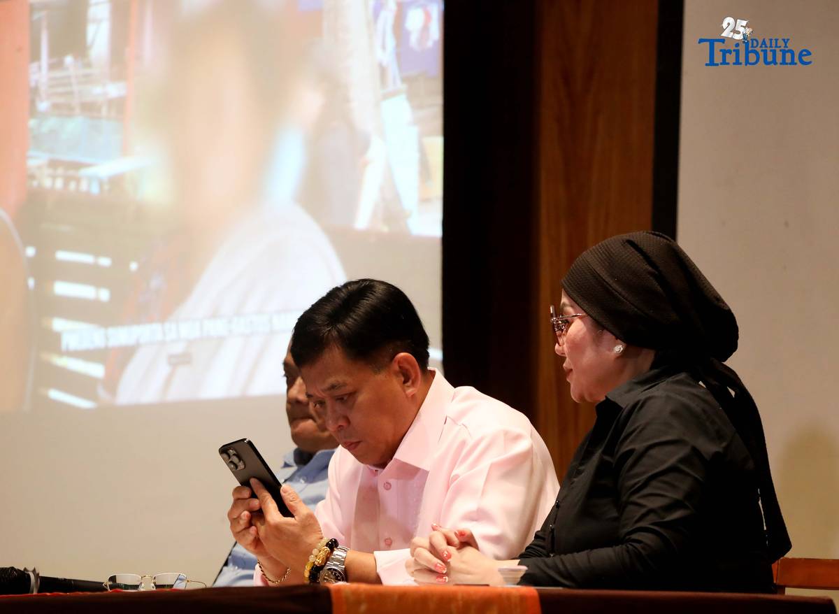 Atty. Raymund Palad, the legal counsel of Ramil Madriaga, and Pyra Lucas from the United Filipino Against Crime and Corruption showed the video to the media regarding the alleged large-scale land grabbing in Bataan linked to former Presidential Spokesperson Harry Roque during a briefing in Quezon City on Thursday, 18 December 2025.
