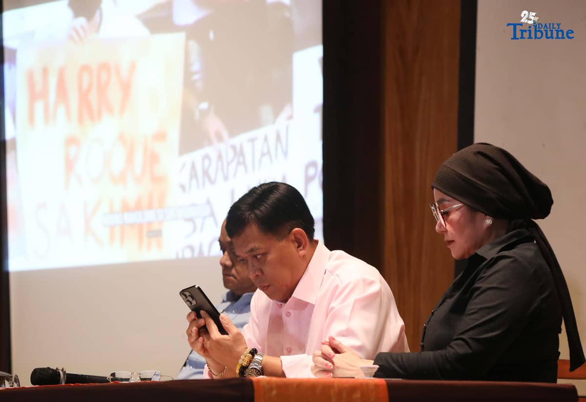 Atty. Raymund Palad, the legal counsel of Ramil Madriaga, and Pyra Lucas from the United Filipino Against Crime and Corruption showed the video to the media regarding the alleged large-scale land grabbing in Bataan linked to former Presidential Spokesperson Harry Roque during a briefing in Quezon City on Thursday, 18 December 2025.